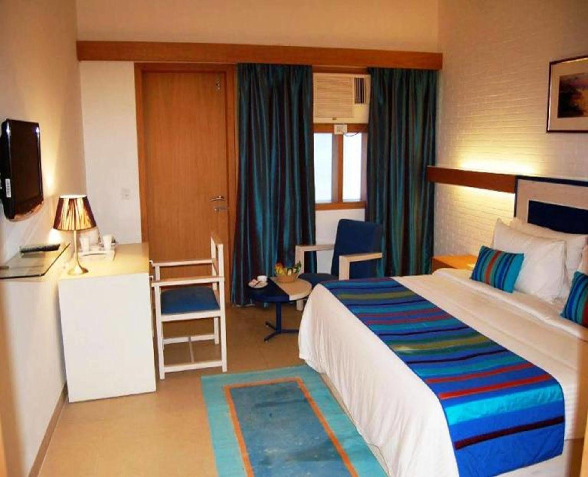 Peerles Sarovar Portico พอร์ตแบลร์ ภายนอก รูปภาพ